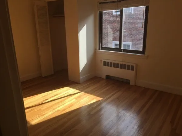 $4,400 | 9 Reservoir Road, Unit 2, Brookline, MA 02467