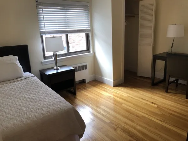 $4,400 | 9 Reservoir Road, Unit 2, Brookline, MA 02467