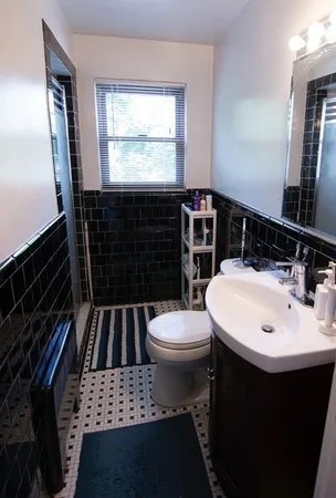 $4,400 | 9 Reservoir Road, Unit 2, Brookline, MA 02467