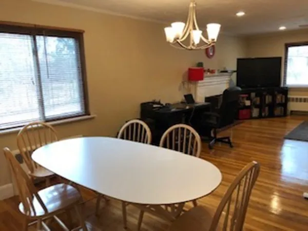 $4,400 | 9 Reservoir Road, Unit 2, Brookline, MA 02467