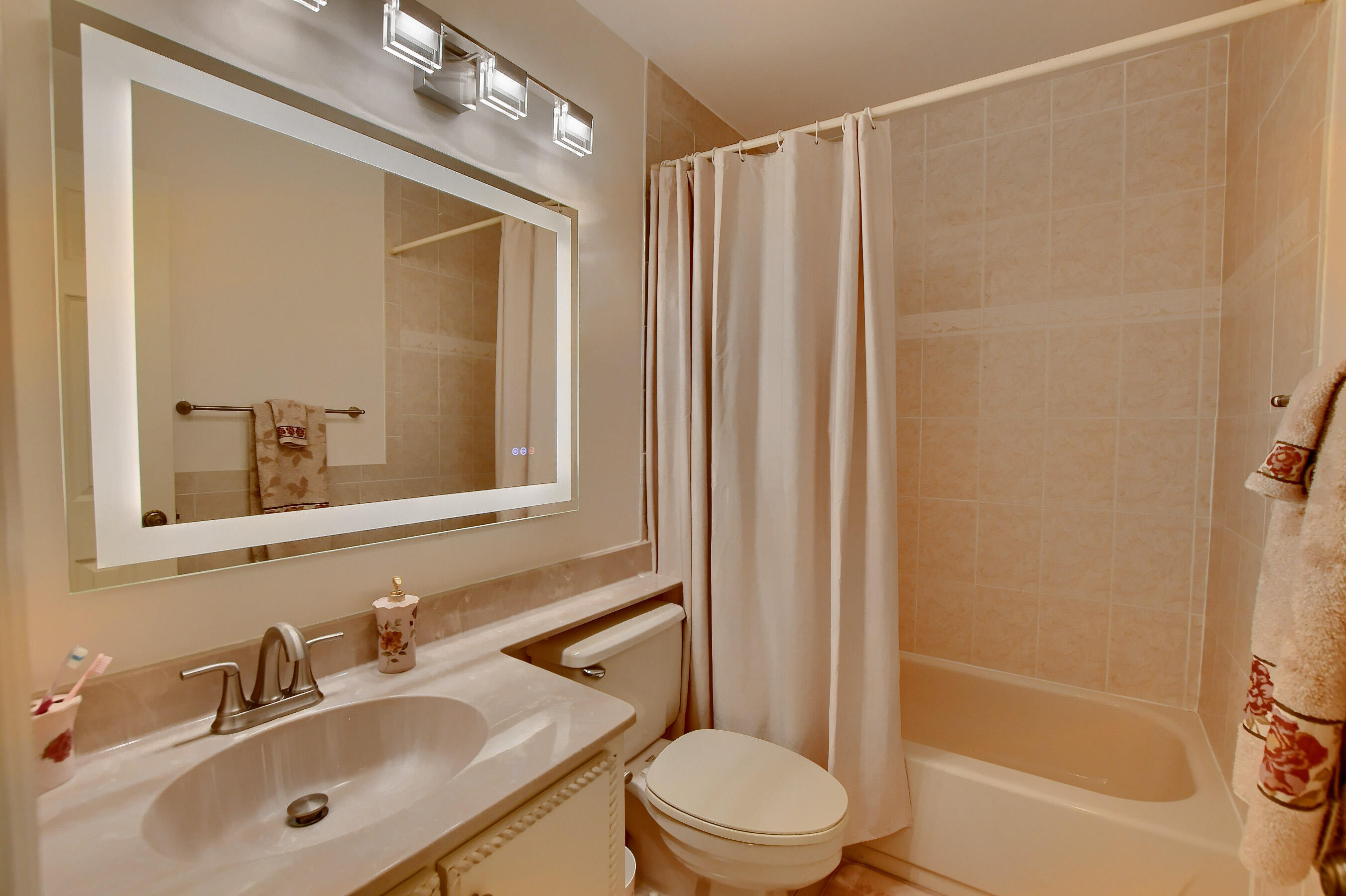 6744 Via Regina Boca Raton, FL 33433 - Photo 29 of 49 31_ebf_3383-hdr(5)