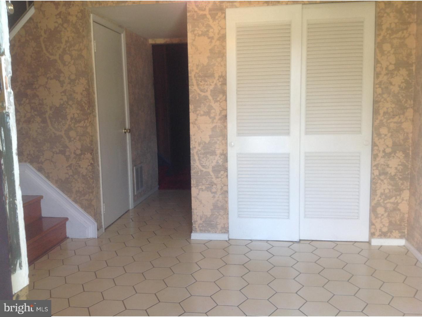 9708 Glenhope Road Philadelphia, PA 19115 - Photo 3 of 25 a view of an empty room