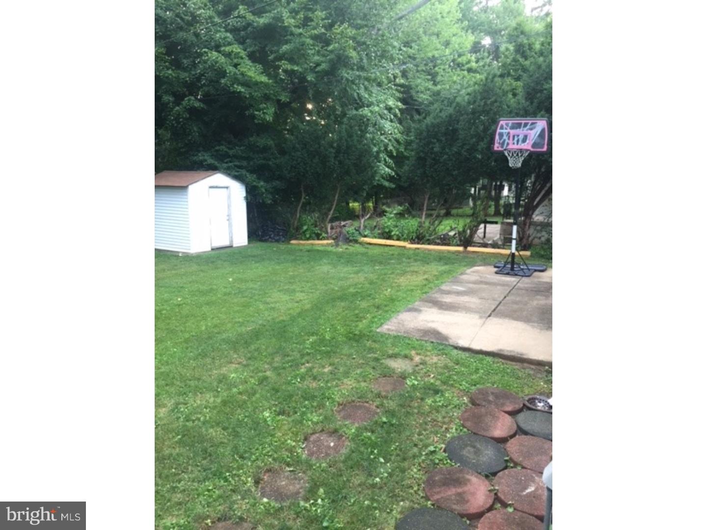 9708 Glenhope Road Philadelphia, PA 19115 - Photo 25 of 25 a view of a bird bath