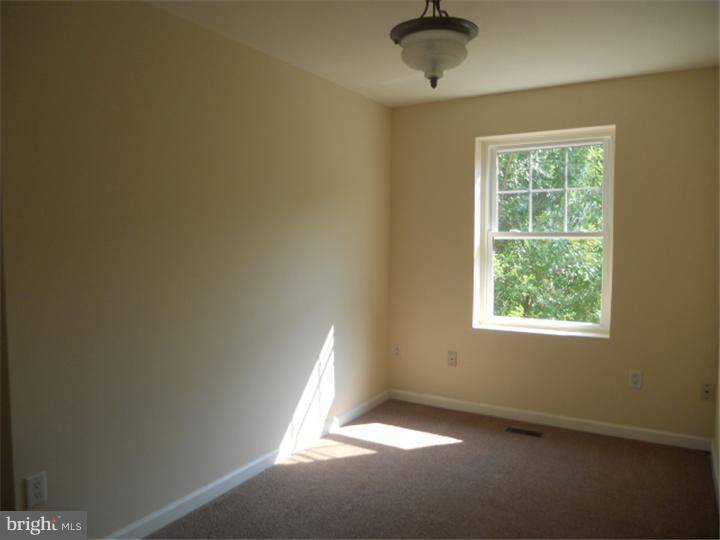 4550 Fernhill Road Philadelphia, PA 19144 - Photo 23 of 25 Bedroom 2