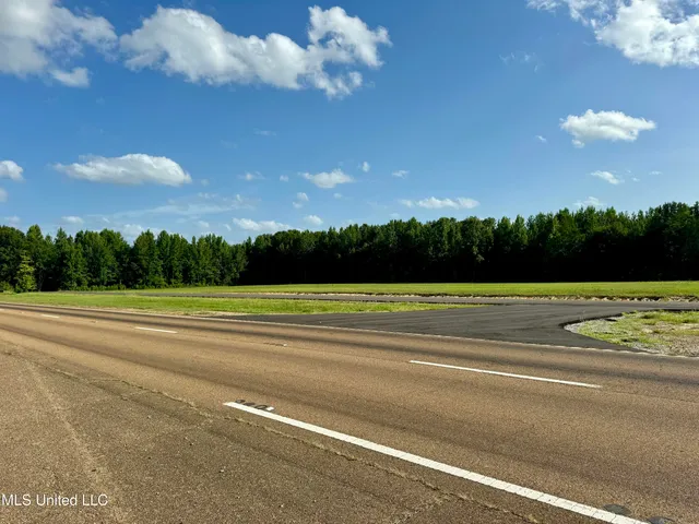 $3,295,750 | 2 Hwy 49 Flora Ms 39071, Flora, MS 39071