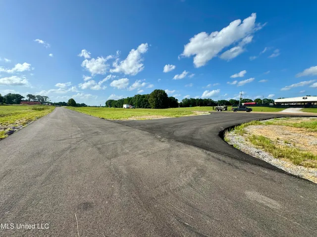 $3,295,750 | 2 Hwy 49 Flora Ms 39071, Flora, MS 39071