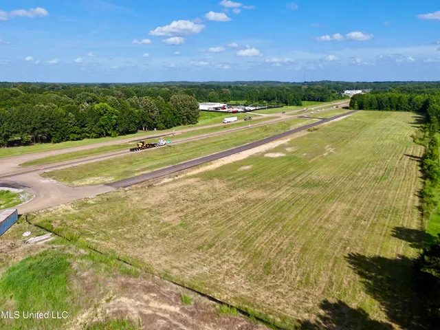 $3,295,750 | 2 Hwy 49 Flora Ms 39071, Flora, MS 39071
