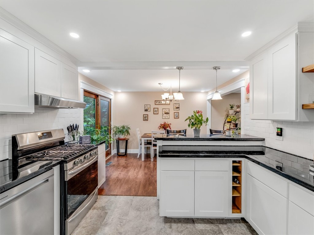 930 Garden Lane Webster, NY 14580 - Photo 11 of 26