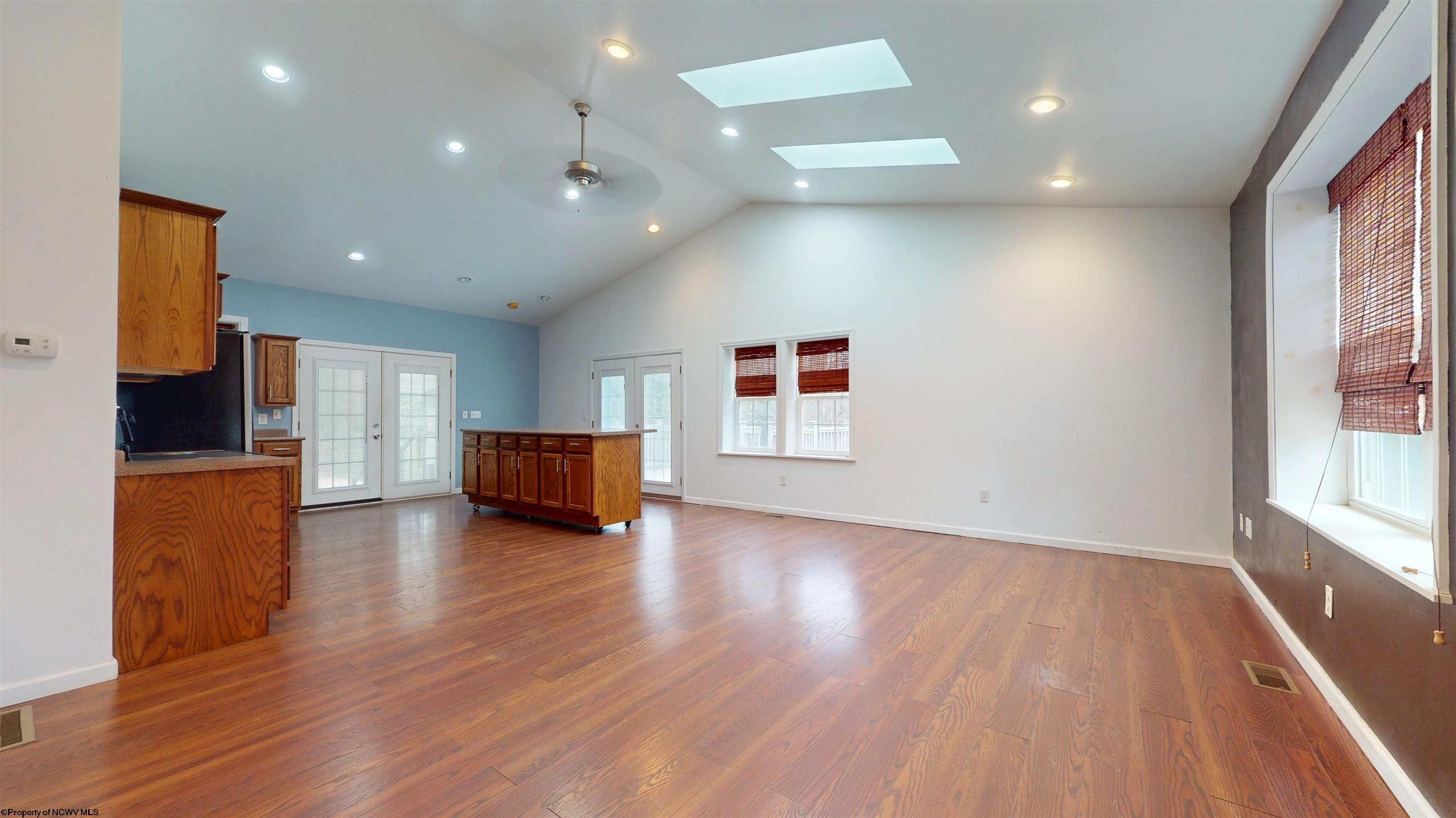 115 Warren Road Fairmont, WV 26554 - Photo 23 of 40 Gallery Image 23