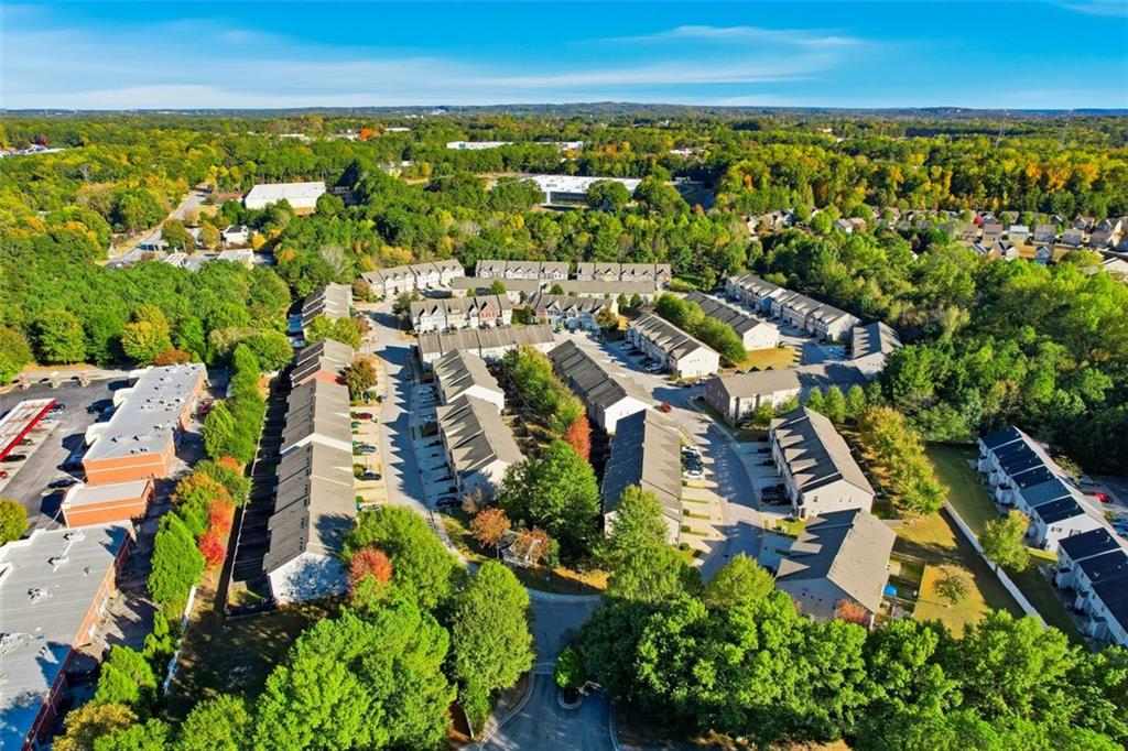 5026 Longview Walk Decatur, GA 30035 - Photo 29 of 31 an aerial view of multiple house