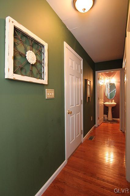 4144 Walter Road Bethlehem, PA 18020 - Photo 20 of 46 a view of livingroom with furniture