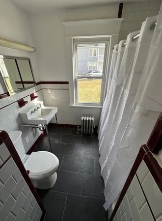 $2,200 | 21 Luther Street, Unit 21, Chicopee, MA 01013