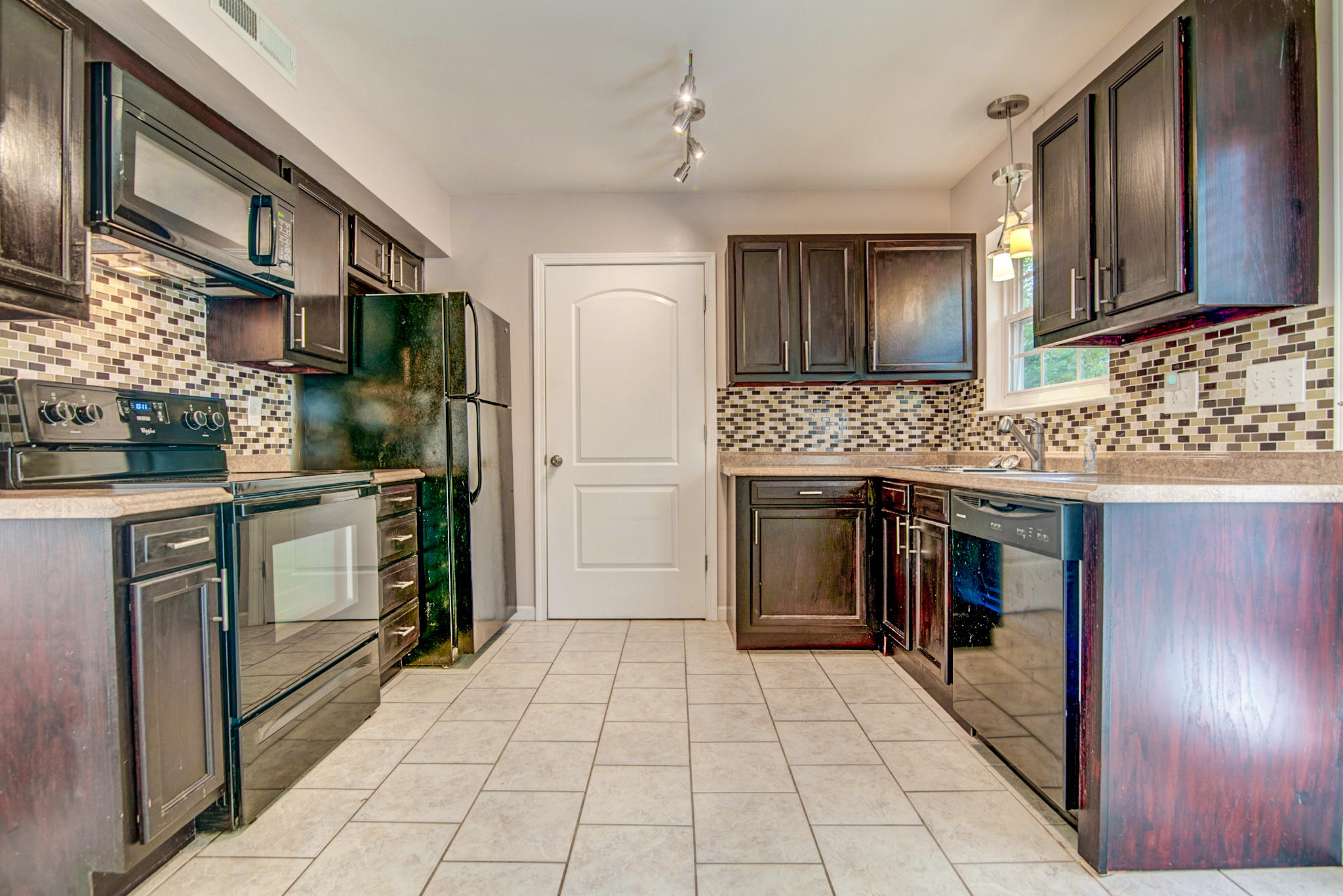 1423 Ashley River Road, Unit 4D Charleston, SC 29407 - Photo 3 of 15 1423-4D Ashley River Rd-9