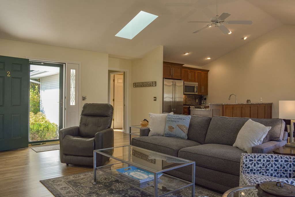 7842 Eames Farm Road, Unit X2 Egg Harbor, WI 54209 - Photo 4 of 40