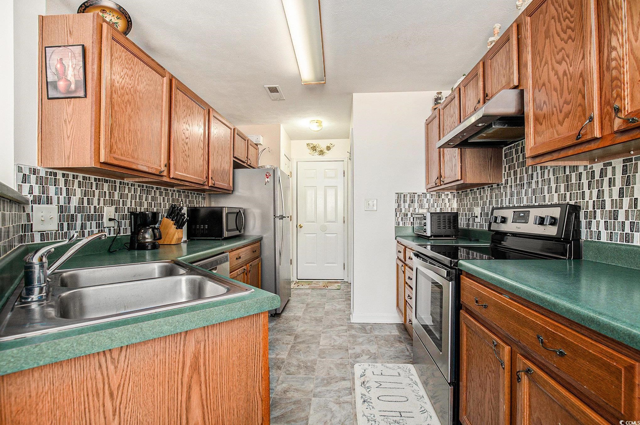 422 Sean River Road Conway, SC 29526 - Photo 7 of 17