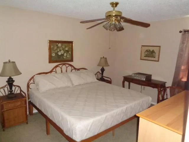 $2,300 | 2425 Oxford Place, Unit 113, Gretna, LA 70056