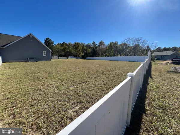 $414,900 | 33016 Forest Knoll Drive, Laurel, DE 19956