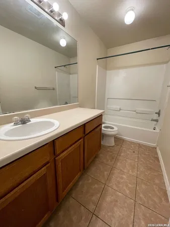 $1,100 | 10815 Mathom Landing, Unit 3, Universal City, TX 78148