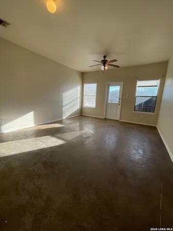 $1,100 | 10815 Mathom Landing, Unit 3, Universal City, TX 78148