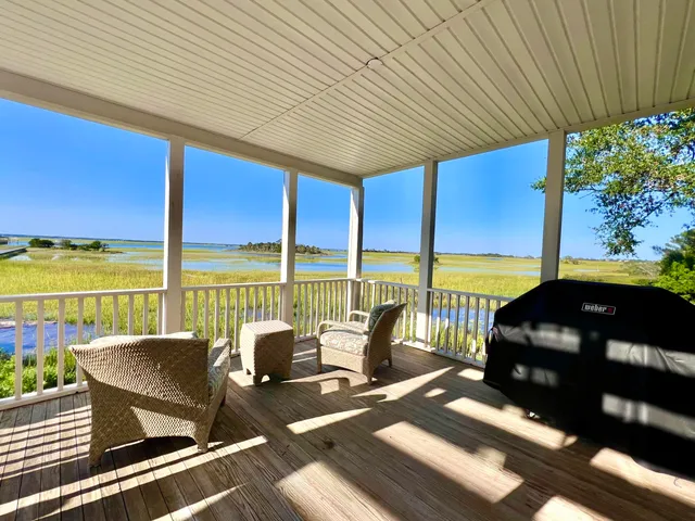 $6,750,000 | 14 Waterway Island Drive, Isle of Palms, SC 29451