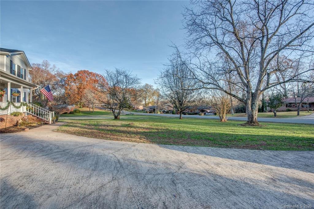 2030 Rankin Road Gastonia, NC 28056 - Photo 4 of 24 Gallery Image 4