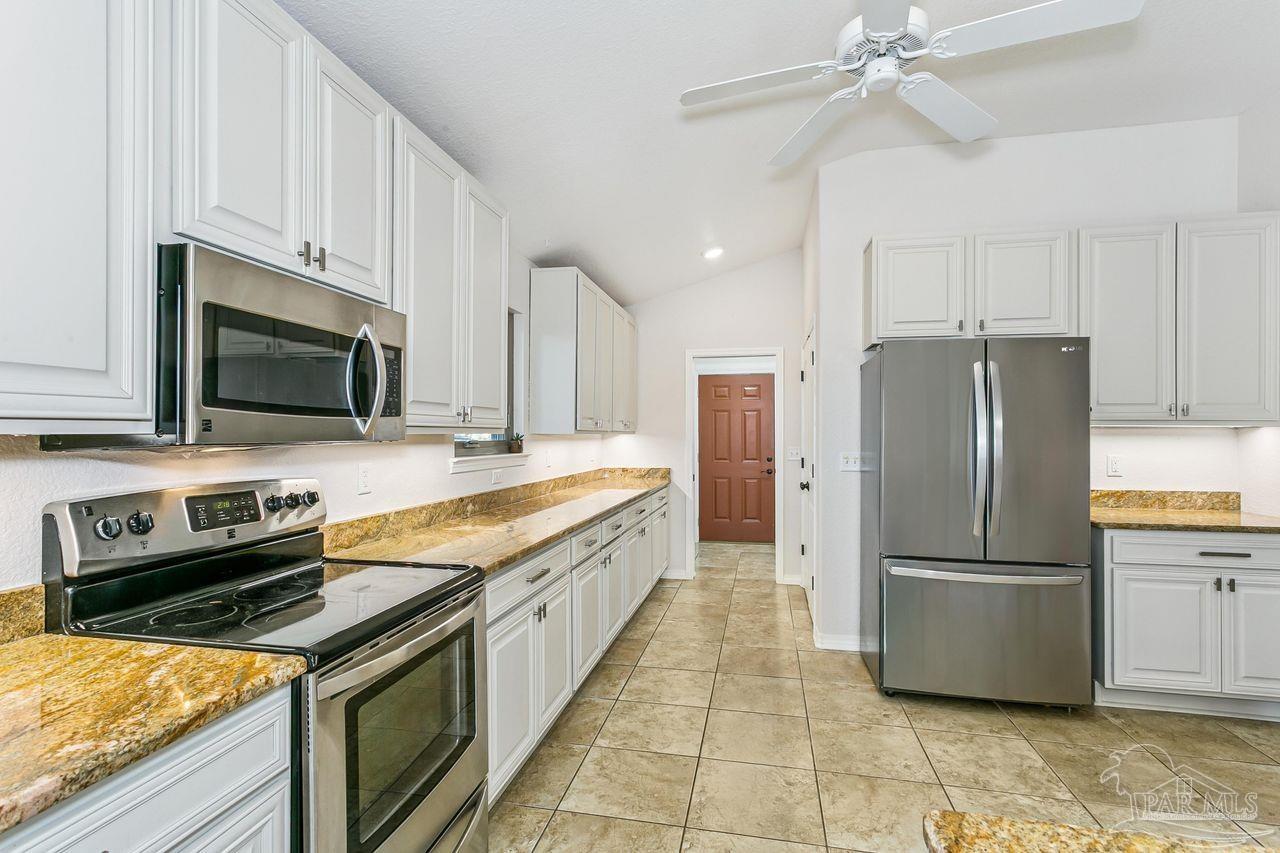 5903 Dun Barton Court Pace, FL 32571 - Photo 11 of 46