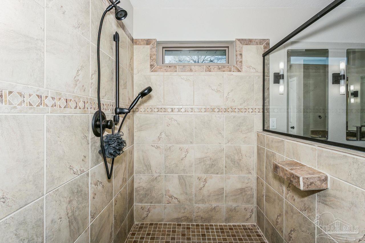 5903 Dun Barton Court Pace, FL 32571 - Photo 23 of 46