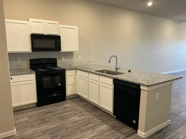 $1,575 | 1903 Langford Avenue, Unit A, Lubbock, TX 79407