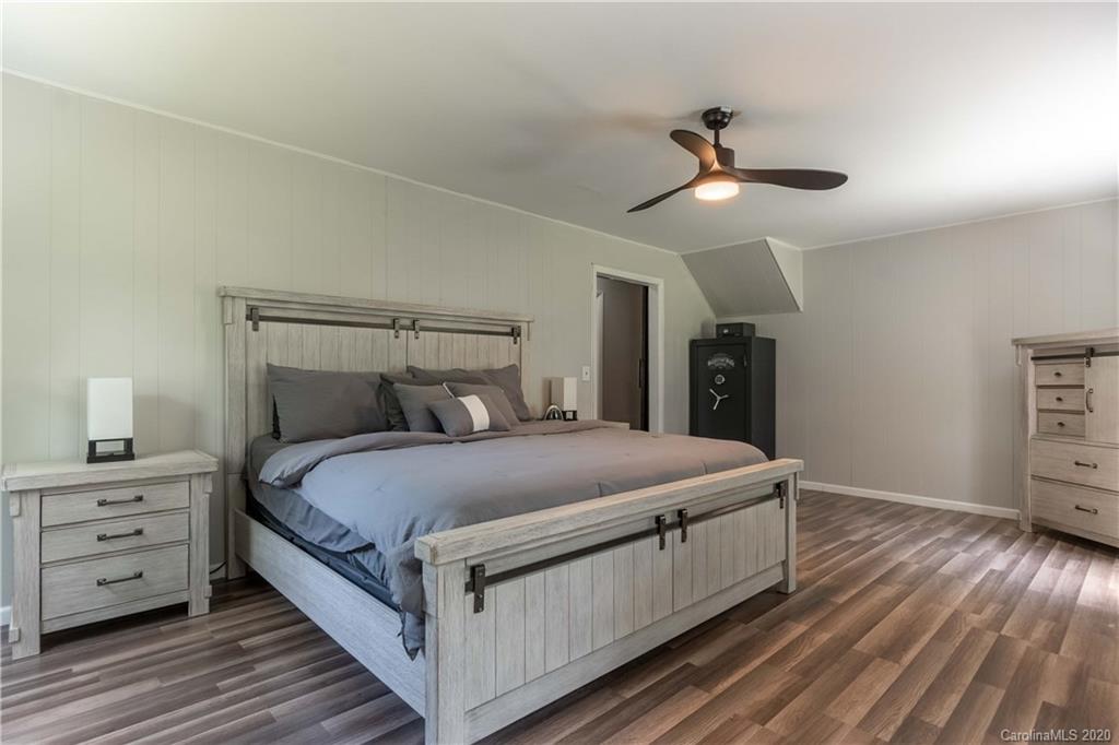 9232 Thayer Road Charlotte, NC 28214 - Photo 16 of 36 Gallery Image 16