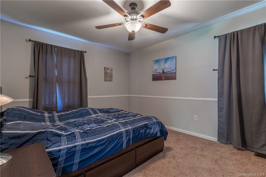 9232 Thayer Road Charlotte, NC 28214 - Photo 21 of 36 Gallery Image 21