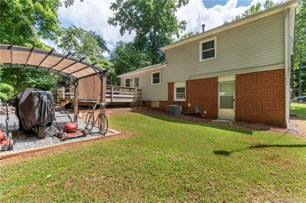 9232 Thayer Road Charlotte, NC 28214 - Photo 33 of 36 Gallery Image 33