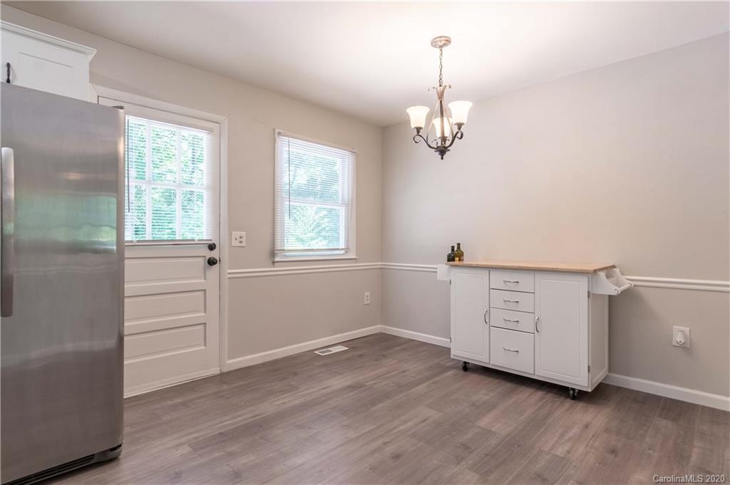 9232 Thayer Road Charlotte, NC 28214 - Photo 10 of 36 Gallery Image 10