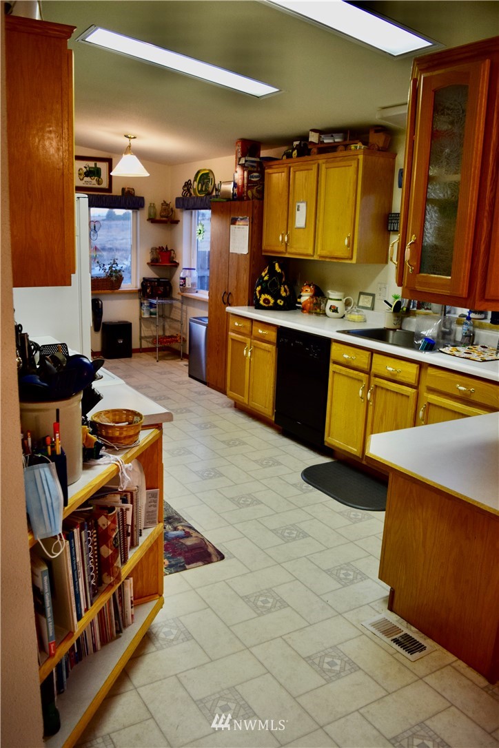 12753 Rd K Northwest Quincy, WA 98848 - Photo 13 of 35