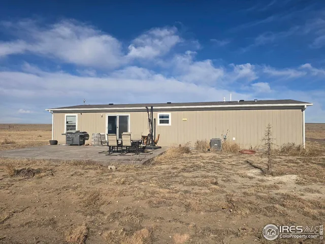 $519,000 | 15322 County Road West, Weldona, CO 80653