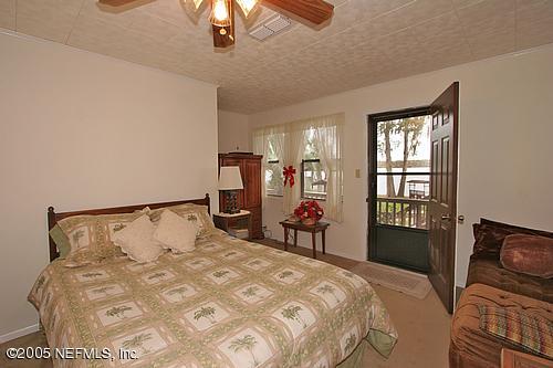 120 Riverside Drive Satsuma, FL 32189 - Photo 22 of 31 Guest suite downstairs