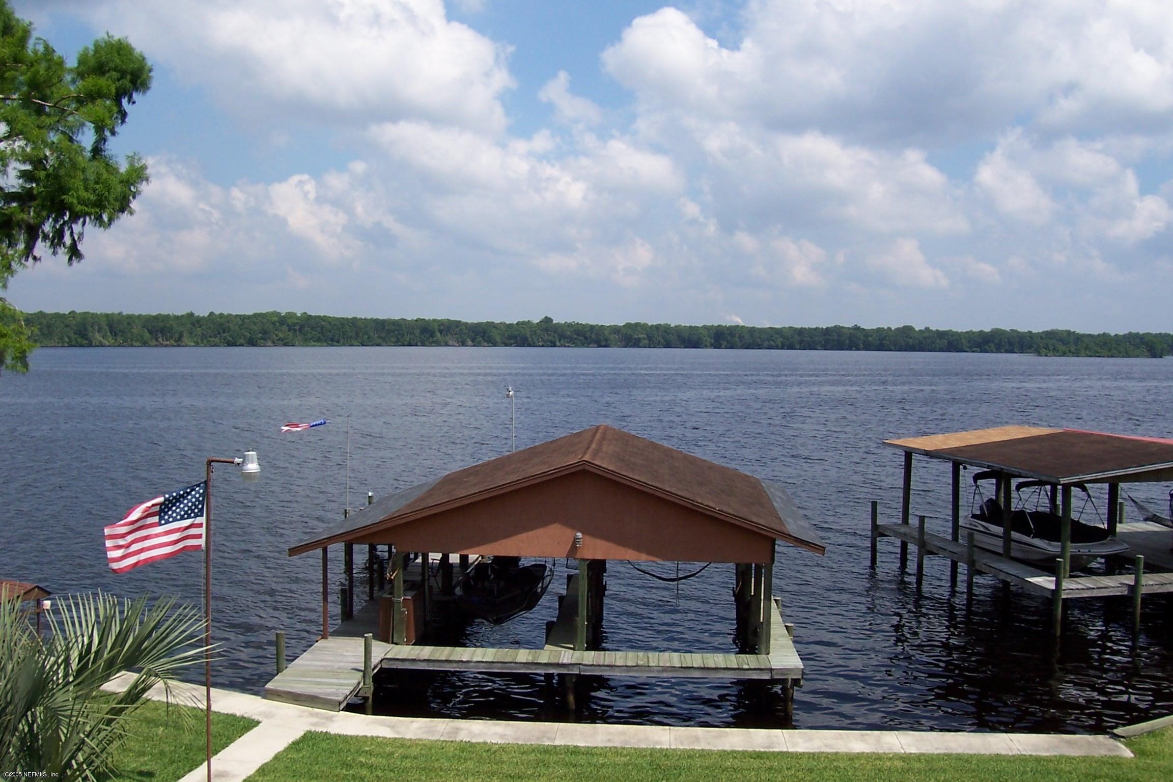 120 Riverside Drive Satsuma, FL 32189 - Photo 4 of 31 Beautiful St. Johns River & Boathouse