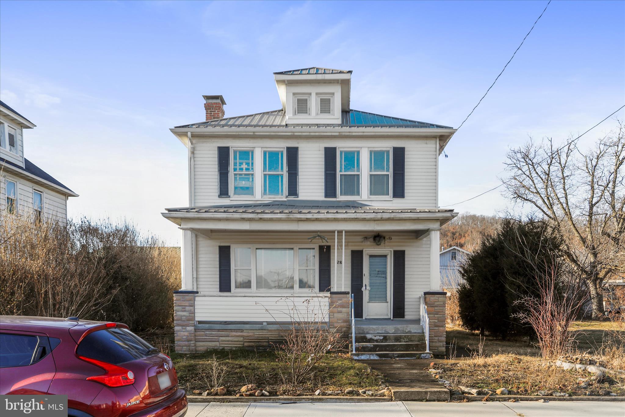 28 East Central Avenue Ridgeley, WV 26753 - Photo 3 of 22