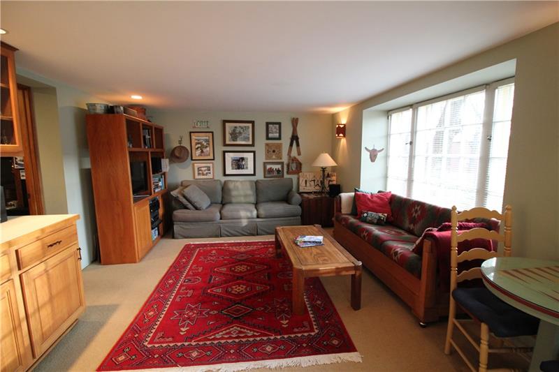444 Sulgrave Road Pittsburgh, PA 15211 - Photo 16 of 25