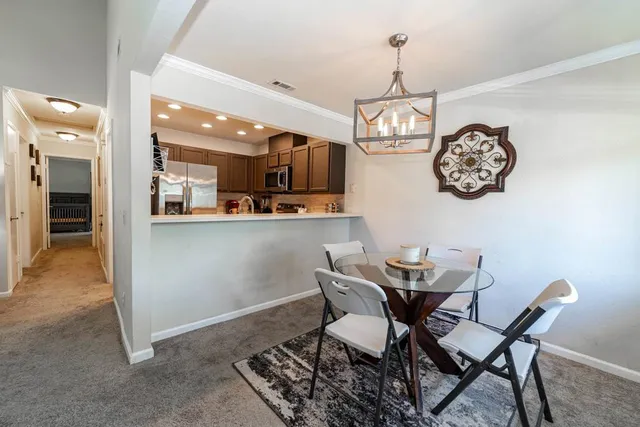 $569,999 | 200-200 Compton Circle, Unit C, San Ramon, CA 94583