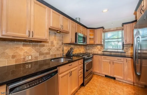$2,100 | 2467 Highway 10, Unit 5A, Morris Plains, NJ 07950