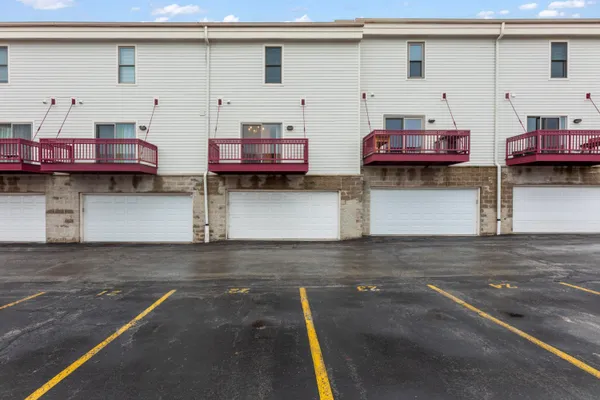 $499,900 | 208 East Reservoir Avenue, Milwaukee, WI 53212