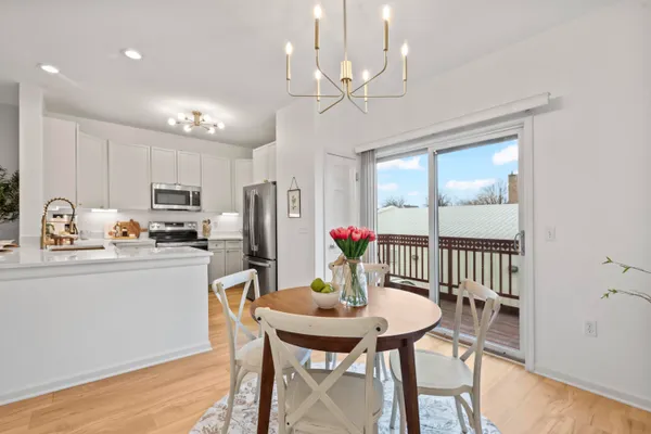 $499,900 | 208 East Reservoir Avenue, Milwaukee, WI 53212