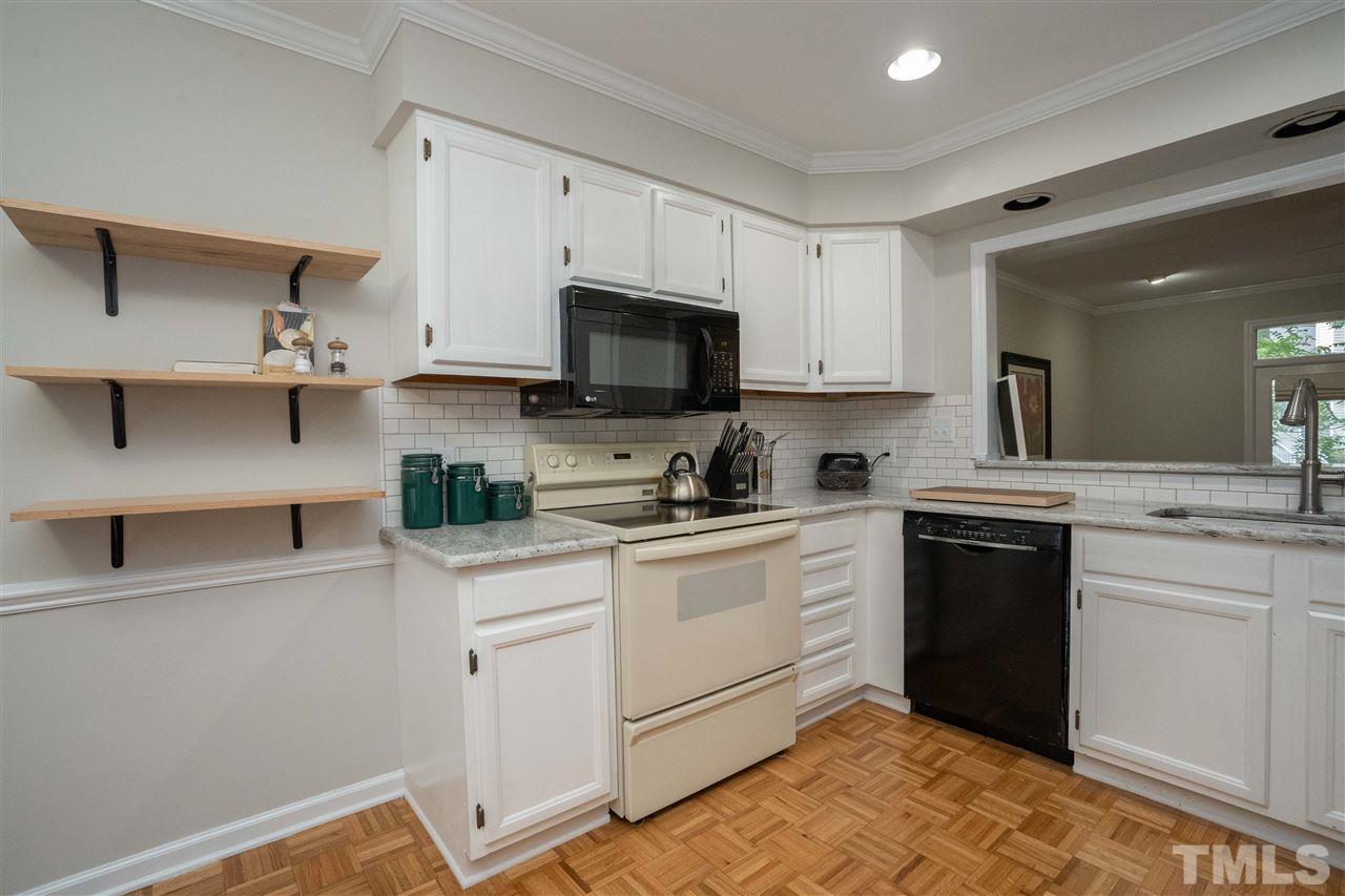 3632 Plumbridge Court Raleigh, NC 27613 - Photo 3 of 20 Gallery Image 3