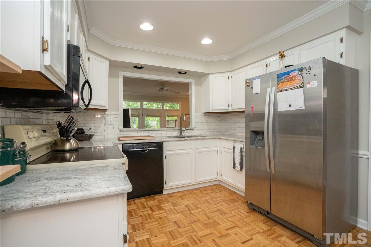3632 Plumbridge Court Raleigh, NC 27613 - Photo 4 of 20 Gallery Image 4