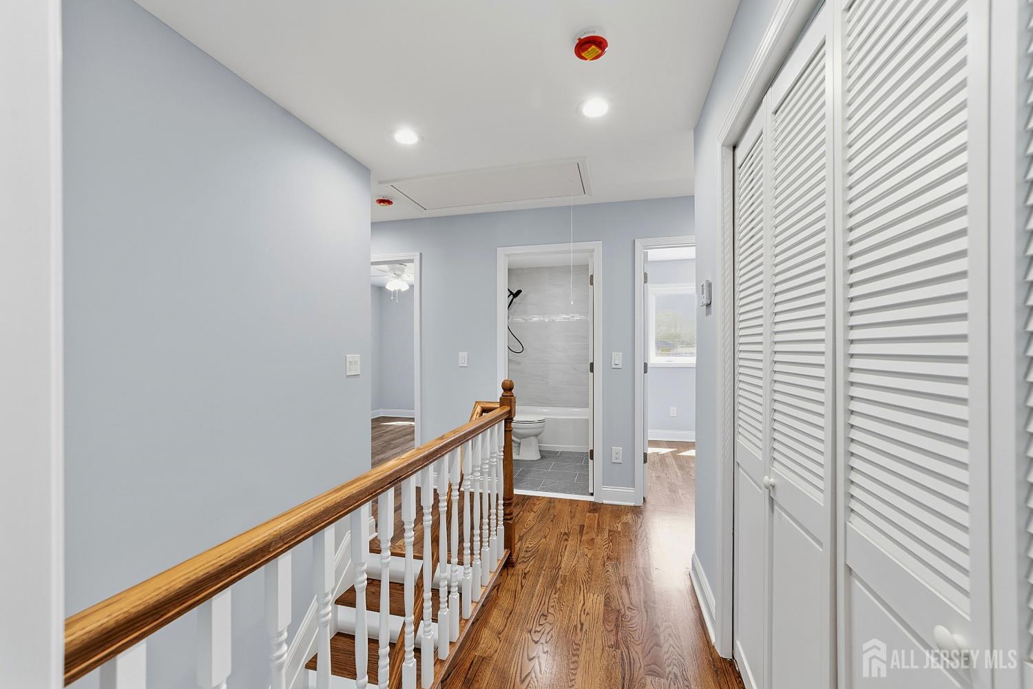 270 Alpine Way Old Bridge, NJ 08879 - Photo 13 of 36