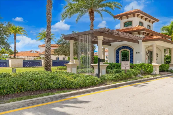 $4,000 | 11524 Southwest 16th Street, Pembroke Pines, FL 33025