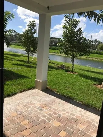 $3,800 | 11524 Southwest 16th Street, Pembroke Pines, FL 33025