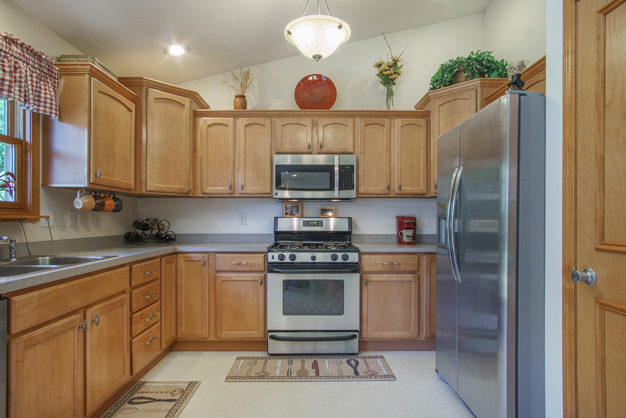25576 Fast Fox Trail South Bend, IN 46628 - Photo 5 of 22 Gallery Image 5