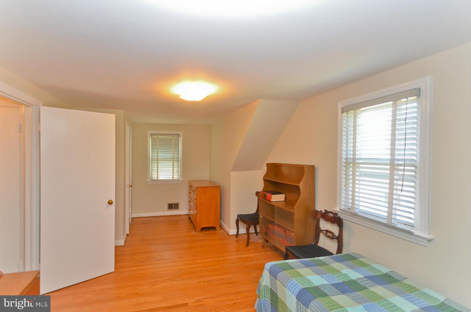 5901 Lockwood Road Cheverly, MD 20785 - Photo 23 of 27 Interior (General)