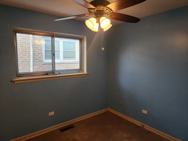 a view of empty room with window